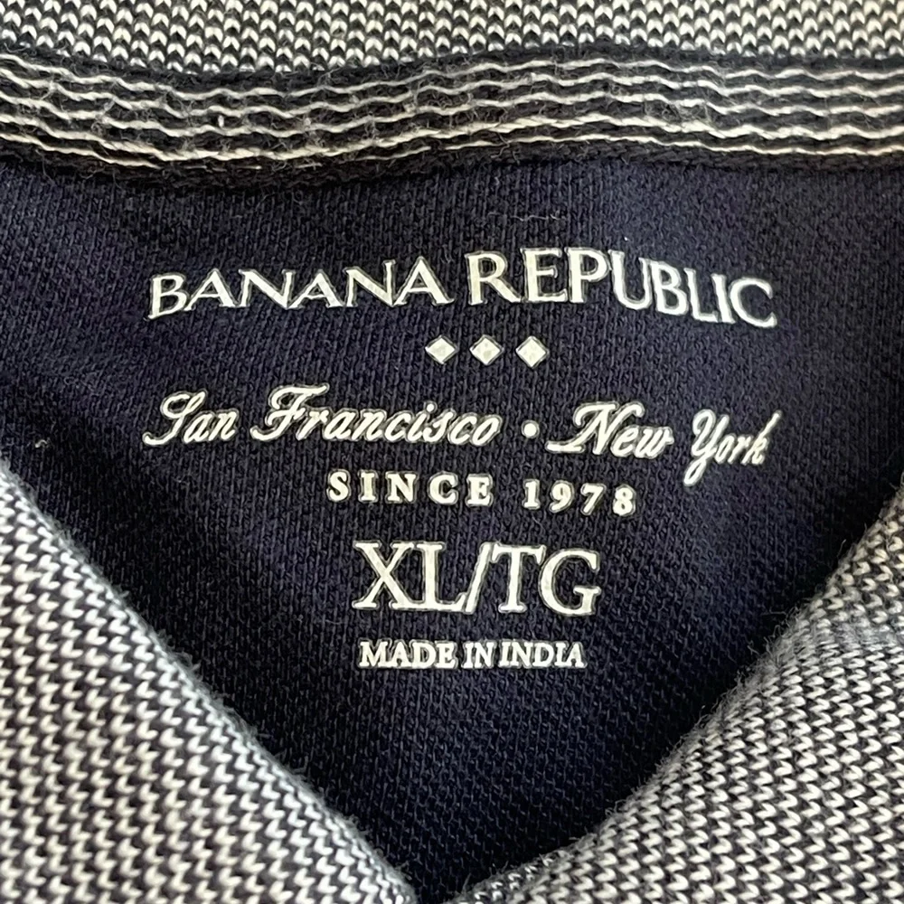 Banana republic navy blue pin point spotted men’s XL polo all cotton EUC‎